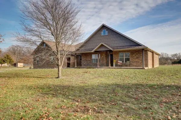 3065 S Somer Lane, Republic, MO 65738