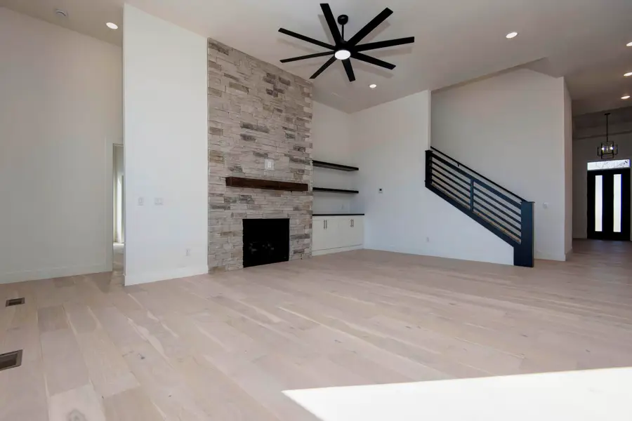 6006 S Holland Avenue, Springfield, MO 65810 - #3