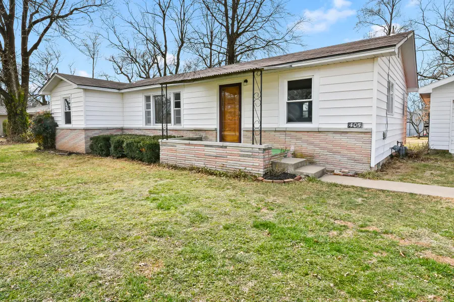 405 N Missouri Avenue, Nixa, MO 65714 - #2