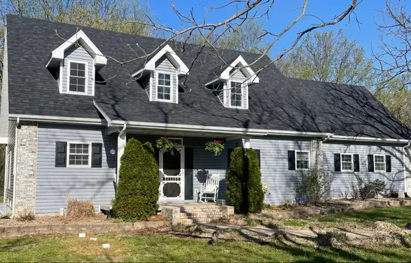 4431 S 77th Road, Bolivar, MO 65613