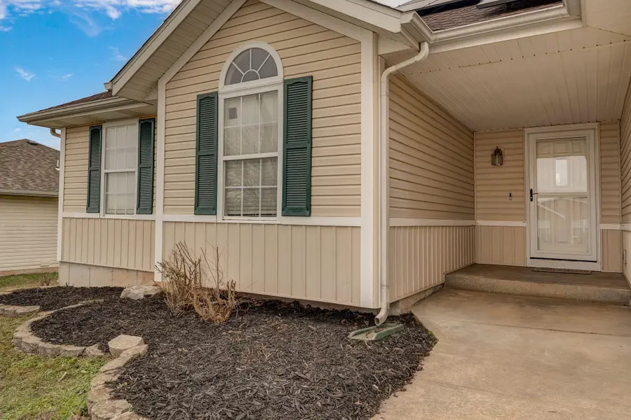 2533 E Moonlight Street, Republic, MO 65738 - #3