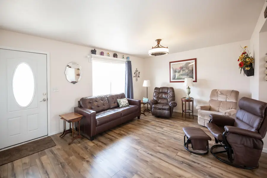 208 N Catamount Boulevard, Branson West, MO 65737 - #3