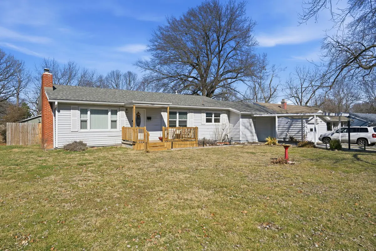 733 W Kerr Street, Springfield, MO 65803 - #1