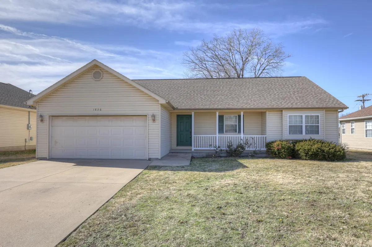 1826 S Cleveland Court, Joplin, MO 64804 - #1