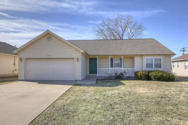 1826 S Cleveland Court, Joplin, MO 64804