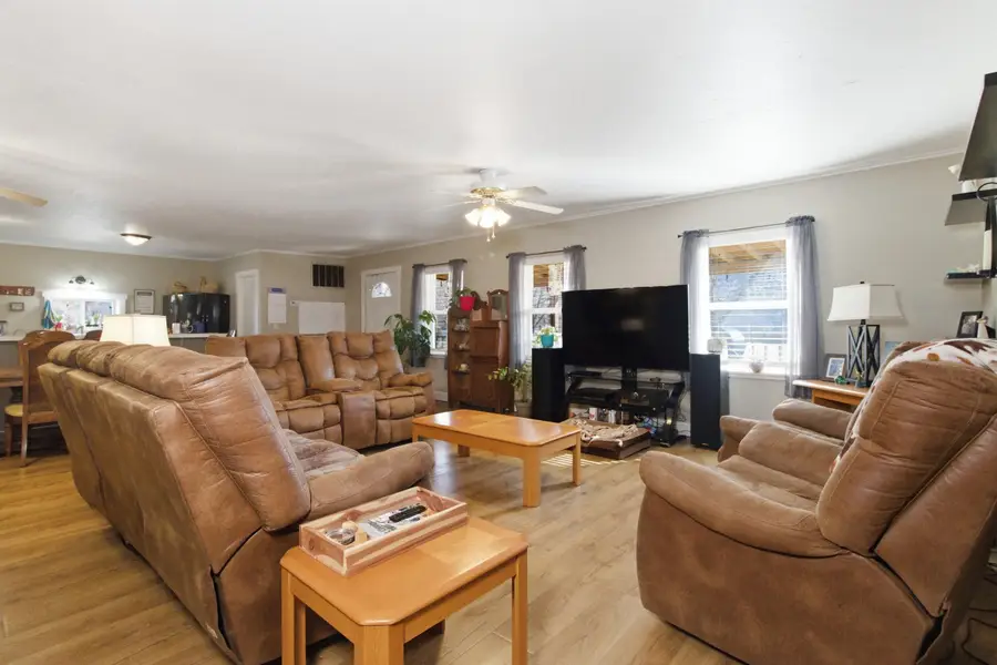 190 W Main Street, Gainesville, MO 65655 - #3