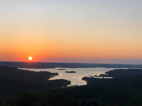 23 Main Channel Drive, Kimberling City, MO 65686