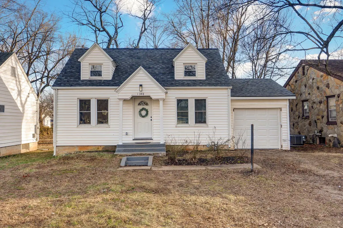 1348 E Stanford Street, Springfield, MO 65804 - #1