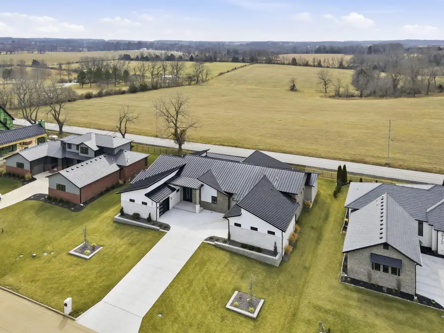 3980 E Dunrobin Drive, Springfield, MO 65809 - #3