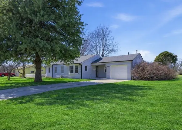 2337 S Holland Avenue, Springfield, MO 65807