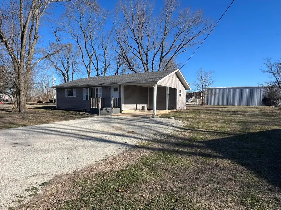 103 E Valley Street, Willow Springs, MO 65793 - #2