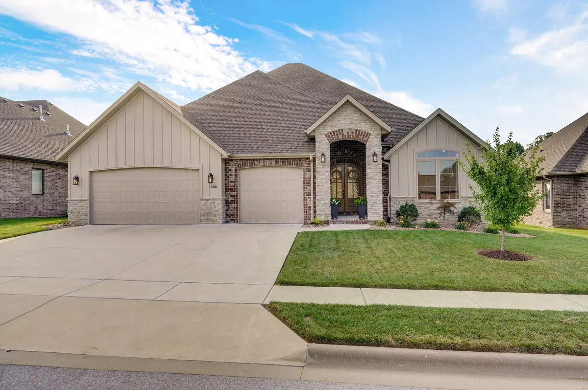 856 E Edenmore Circle, Nixa, MO 65714 - #1