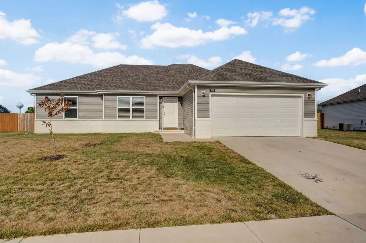 328 E Melton Road, Ozark, MO 65721 - #1