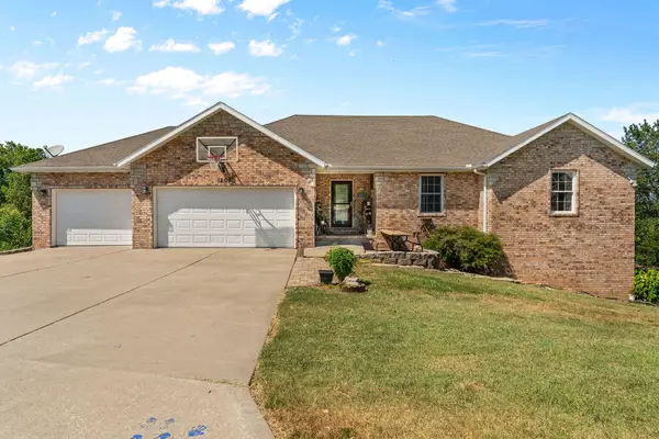 1209 E Jay Street, Ozark, MO 65721