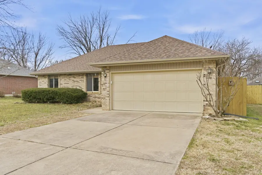 3651 S Sunrise Avenue, Springfield, MO 65807 - #2