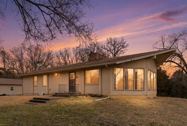 19769 County Road 270, Wheatland, MO 65779