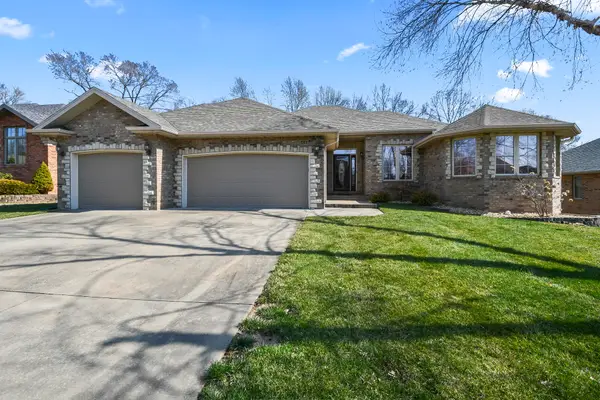 5094 S Burrows Avenue, Springfield, MO 65810