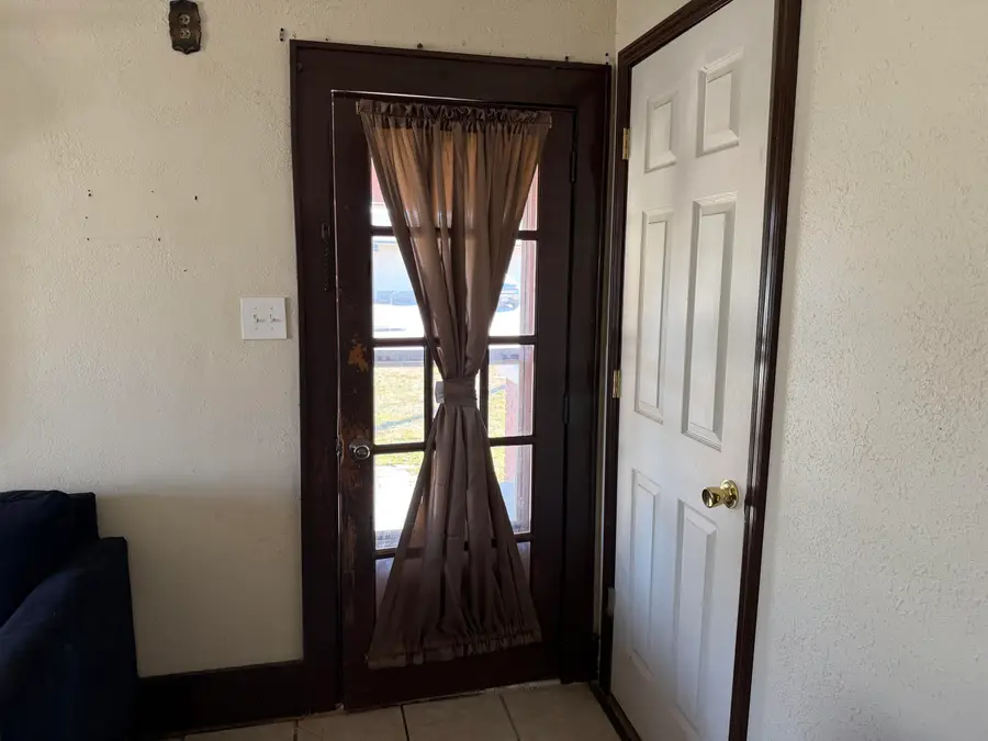 211 W Austin Street, Bolivar, MO 65613 - #2