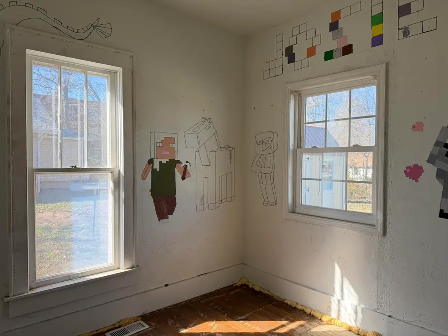 211 W Austin Street, Bolivar, MO 65613 - #3