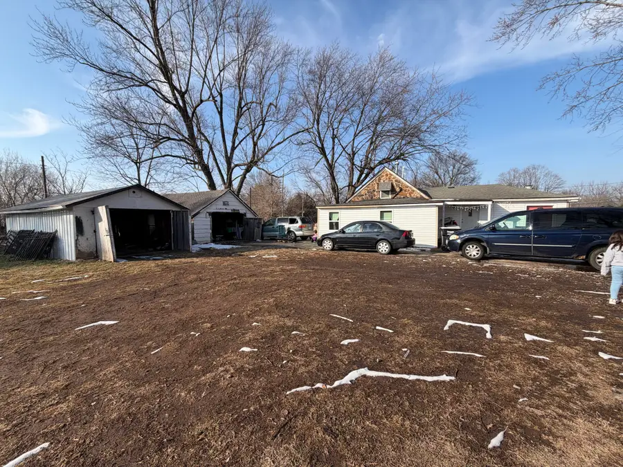 627 N Forest Avenue, Springfield, MO 65802 - #3