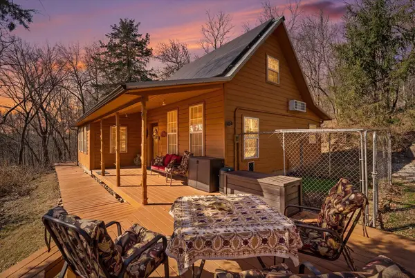 340 Mcnatt Road, Neosho, MO 64850