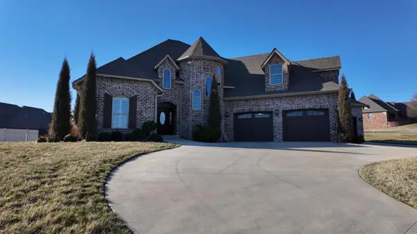 3132 Sunset Drive E, Joplin, MO 64804