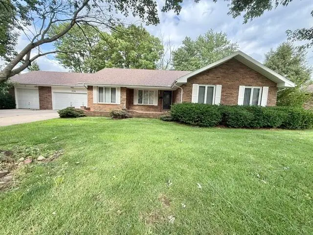 4006 S Kentwood Avenue, Springfield, MO 65804 - #1