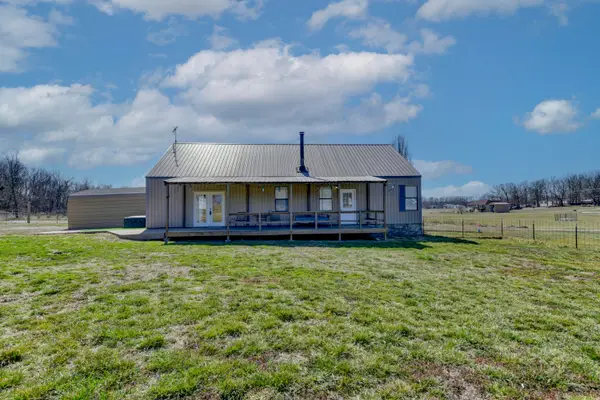 580 S Farm Road 89, Springfield, MO 65802