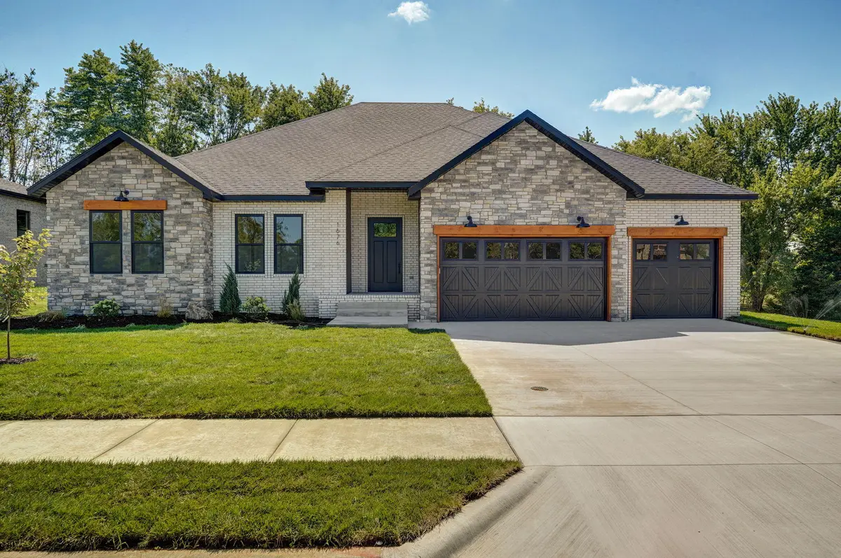 1676 E Cobblestone Drive, Ozark, MO 65721 - #1