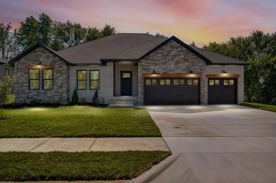 1676 E Cobblestone Drive, Ozark, MO 65721 - #3
