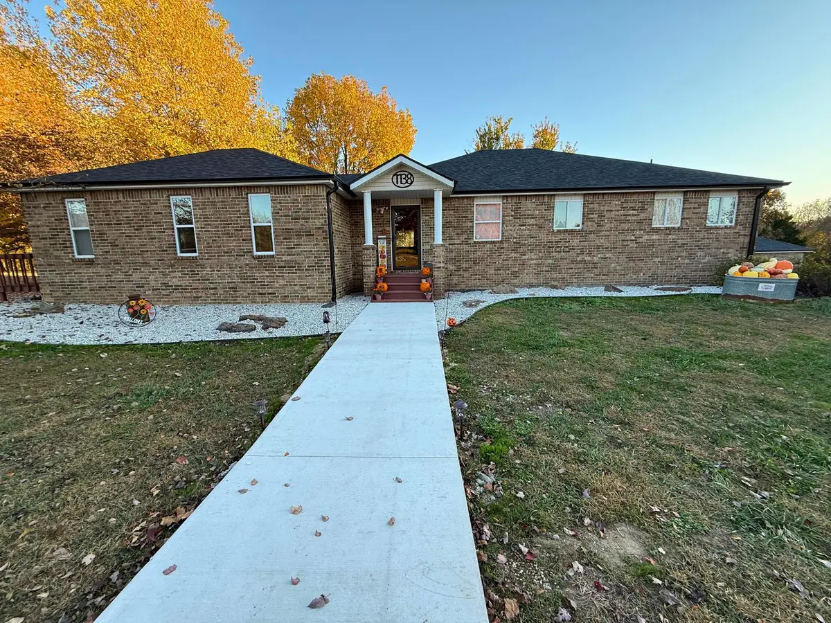 1138 E Forest Ridge Drive, Bolivar, MO 65613 - #1