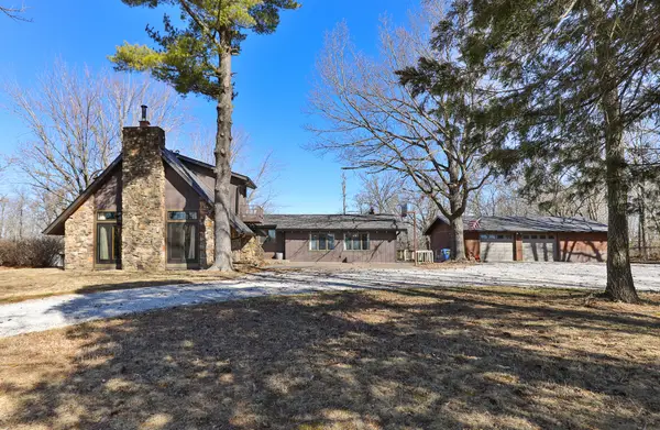 2525 Beacon Hill Loop, Strafford, MO 65757