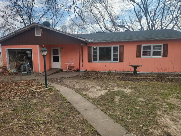 1431 Greenwood Boulevard, Neosho, MO 64850