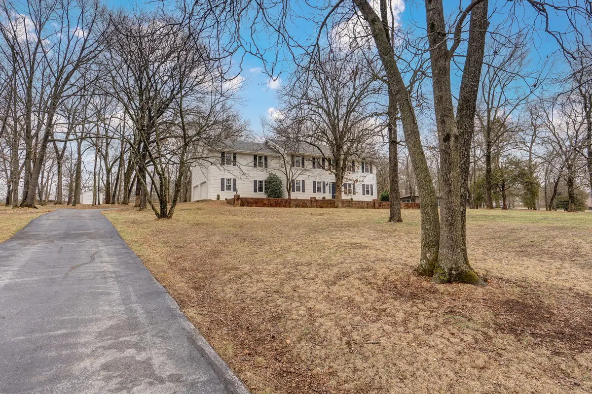 5662 S Southwood Road, Springfield, MO 65804 - #1