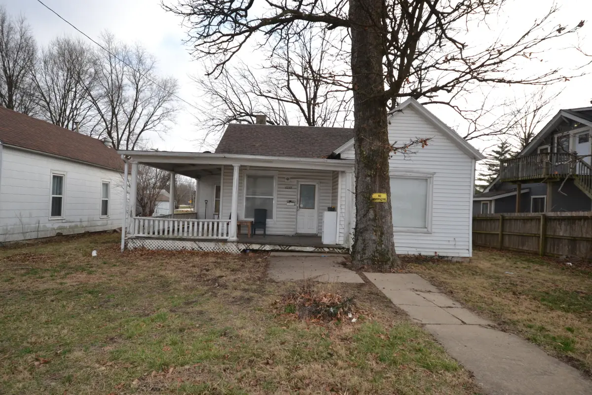 1216 E Commercial Street, Springfield, MO 65803 - #1