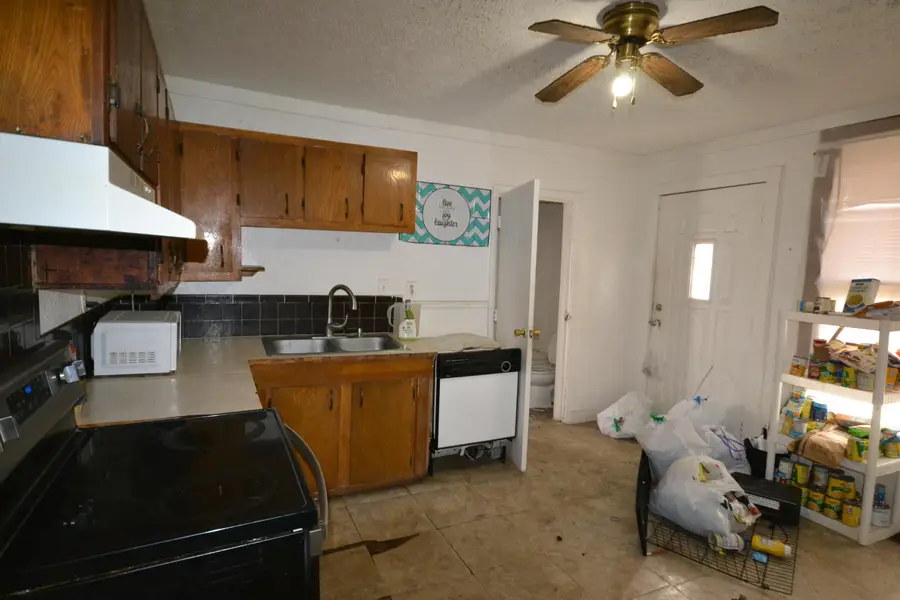 1216 E Commercial Street, Springfield, MO 65803 - #3