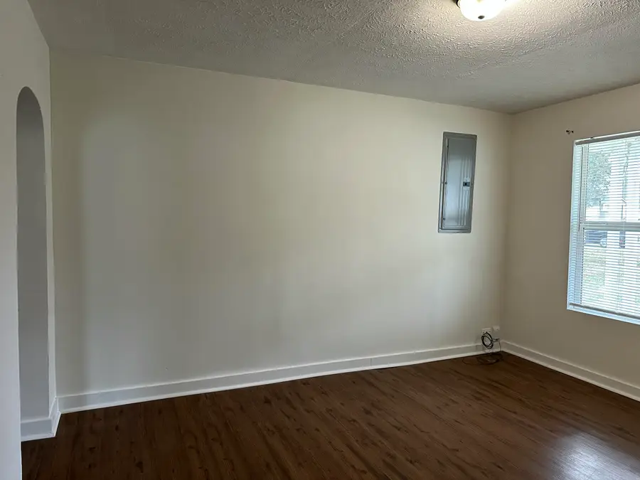 1129 N Rogers Avenue, Springfield, MO 65802 - #3