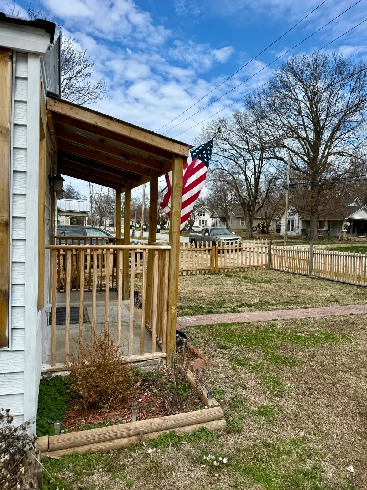 607 N Locust Street, Buffalo, MO 65622 - #1