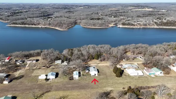 27641 County Road 356, Pittsburg, MO 65724