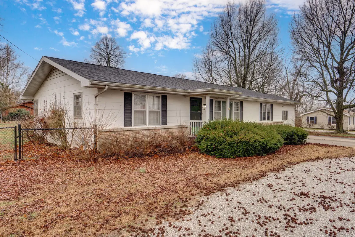 210 W Mount Vernon Road, Billings, MO 65610 - #1