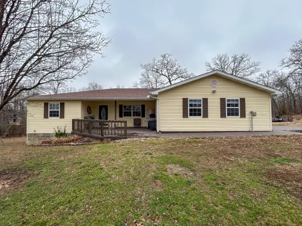 10443 County Road 6690, West Plains, MO 65775
