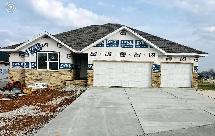 673 W Castor Loop, Nixa, MO 65714 - #1