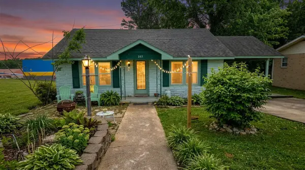 302 Vine Street, Alton, MO 65606