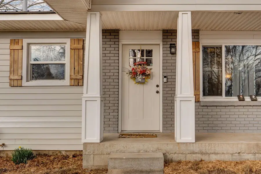 710 Filmore Street, Mount Vernon, MO 65712 - #3