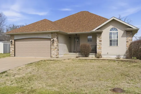 513 W Logan Street, Republic, MO 65738