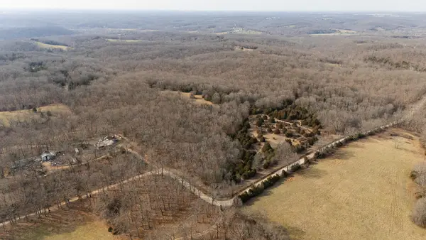 000 Abadyl Road, Fordland, MO 65652