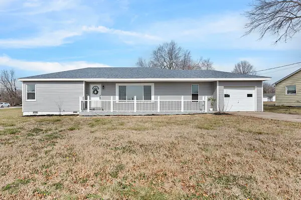 304 W 2nd Street, Miller, MO 65707