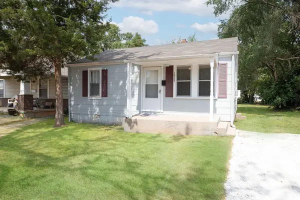 1925 W Atlantic Street, Springfield, MO 65803