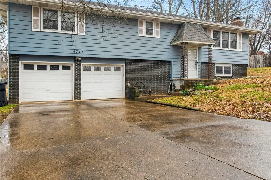 4715 S Wildwood Drive, Springfield, MO 65810 - #2