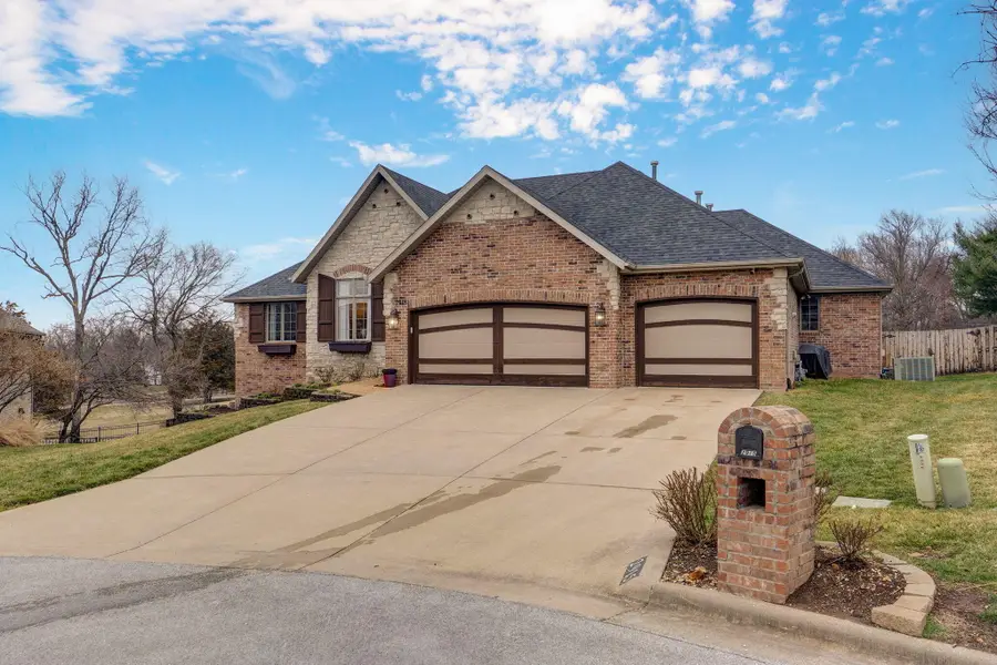 2915 E Chinkapin Lane, Springfield, MO 65804 - #3